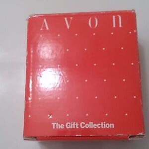 Avon Holly & Bow Convertible Candle Decoration Set